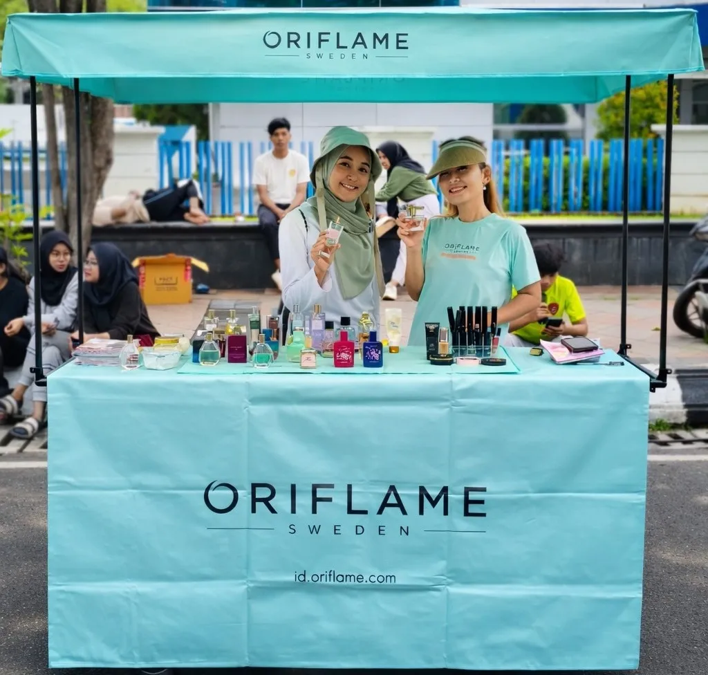 ORIFLAME BEAUTY BOOTH CFD SIMPANG LIMA SEMARANG